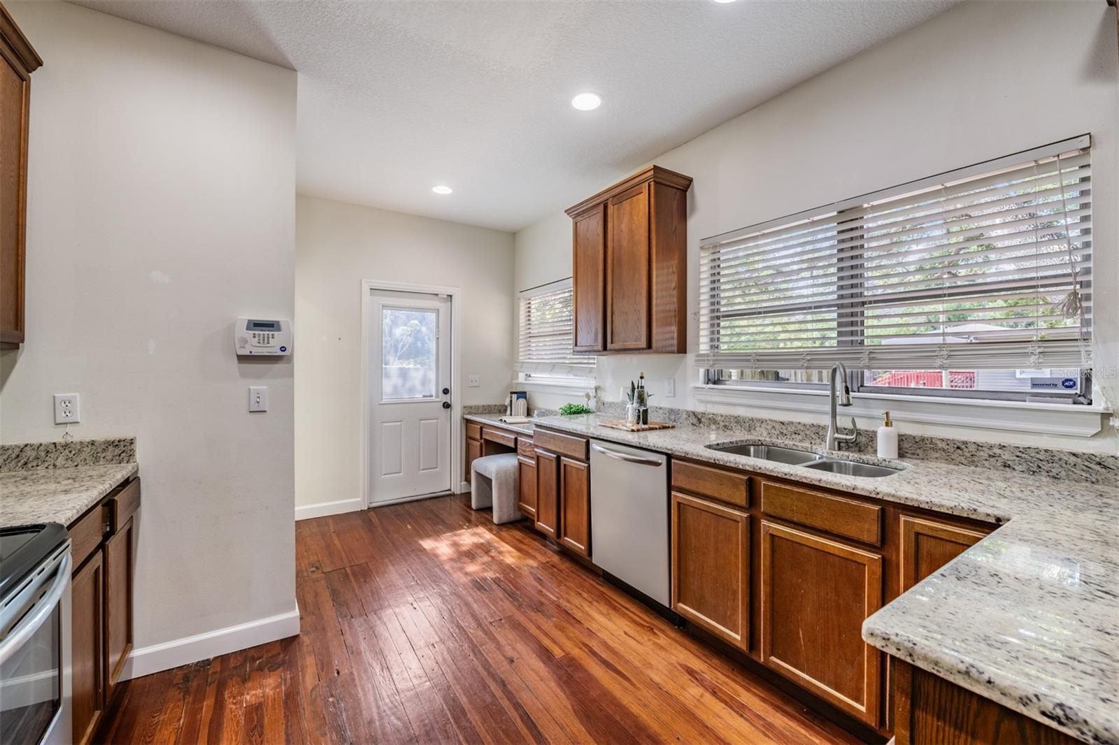 3101 N WOODROW AVE, TAMPA, FL, 33603