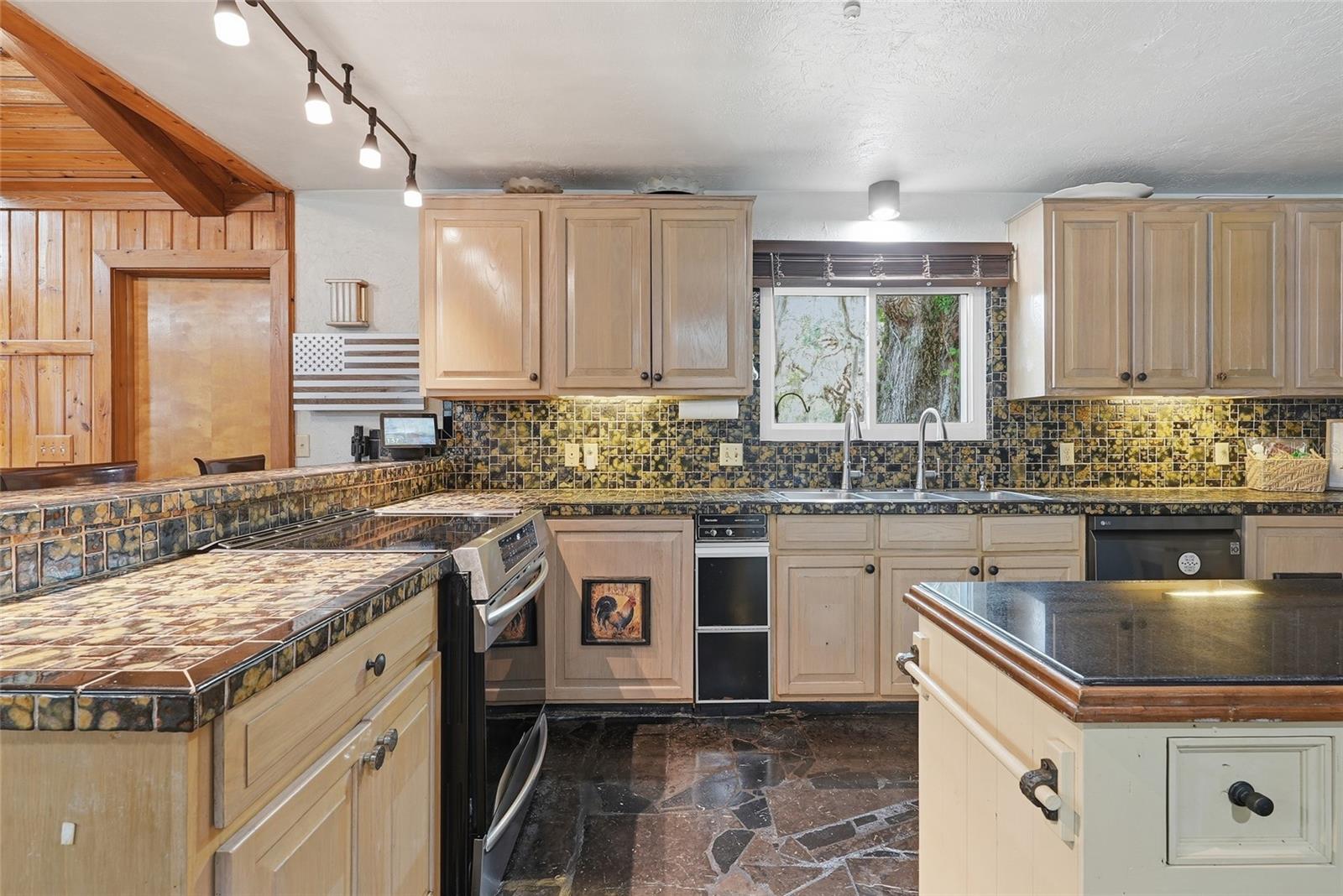 7851 SW COUNTY ROAD 796, LAKE BUTLER, FL, 32054