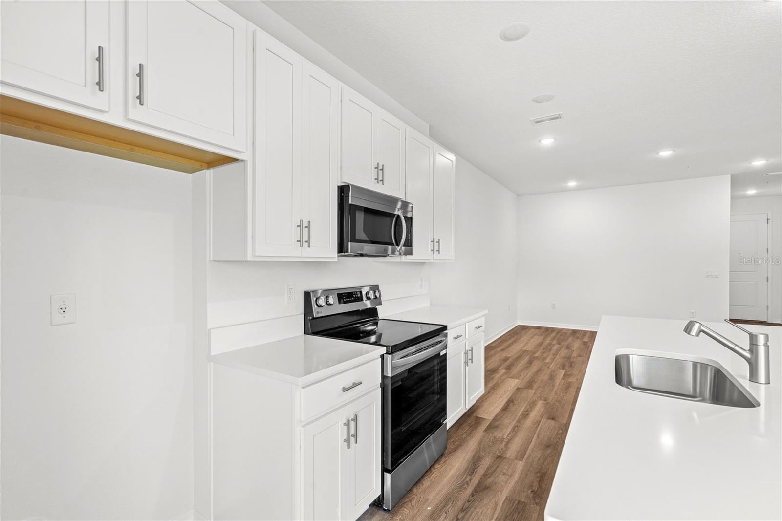 4698 WINDING RIVER RD, ORLANDO, FL, 32822