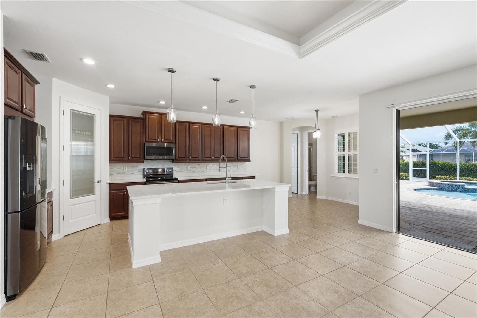 2617 STONYHILL CT, CAPE CORAL, FL, 33991