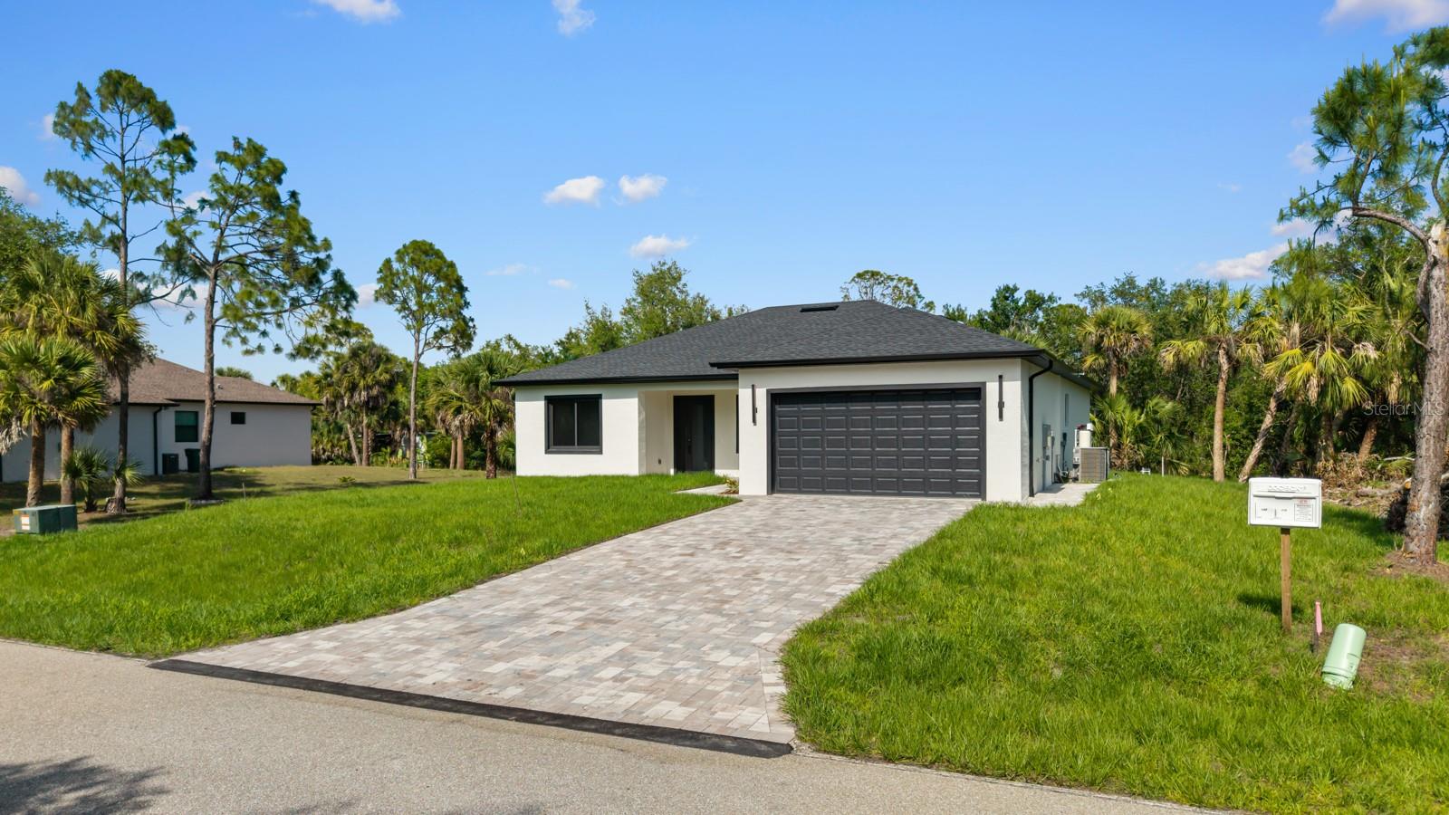 42 VENANGO ST, PORT CHARLOTTE, FL, 33954