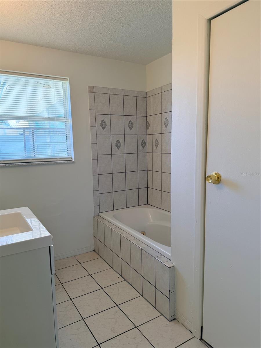 192 PONCE DE LEON DR, ORMOND BEACH, FL, 32176