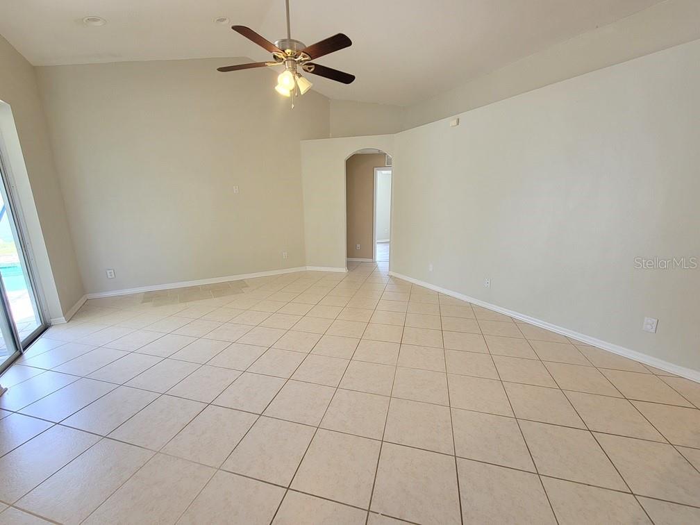 7916 ROUNDELAY DR, NEW PORT RICHEY, FL, 34654