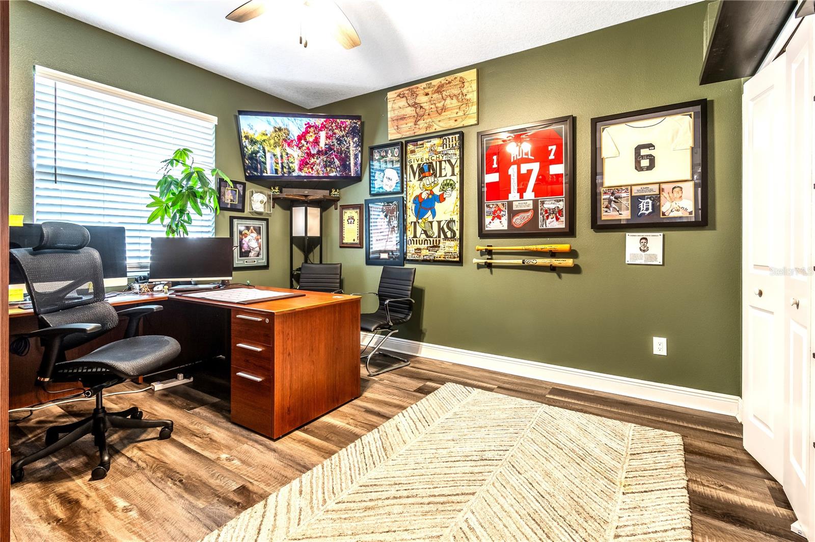7507 N DARTMOUTH AVE, TAMPA, FL, 33604