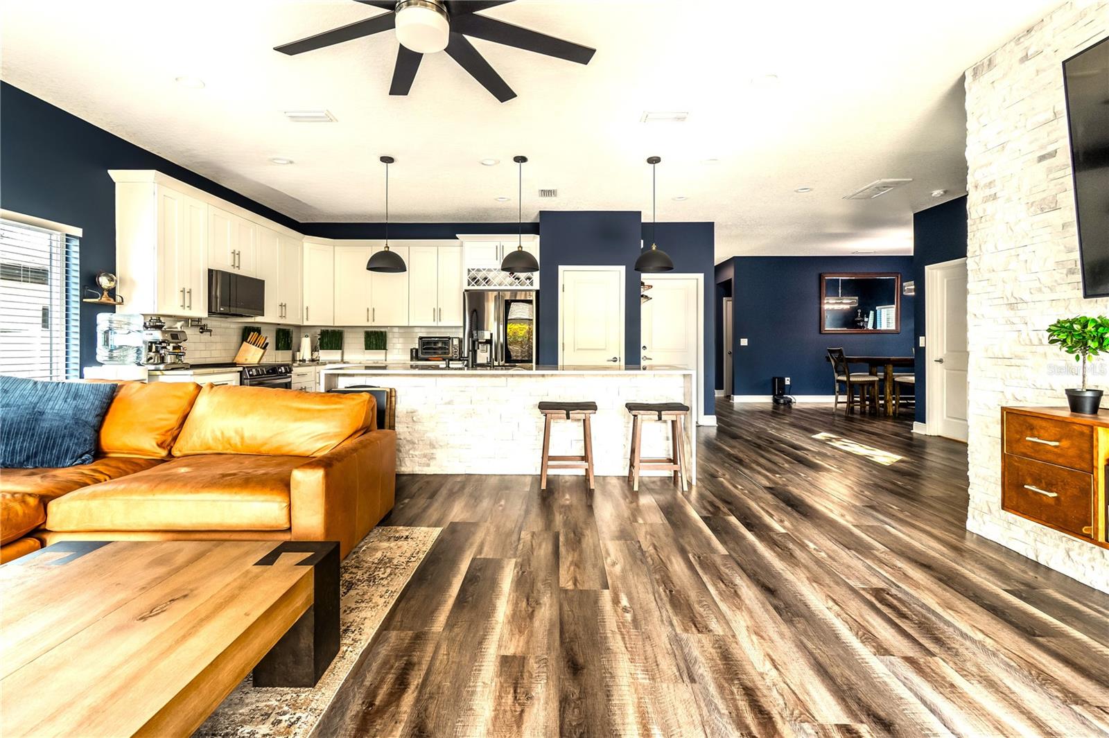 7507 N DARTMOUTH AVE, TAMPA, FL, 33604