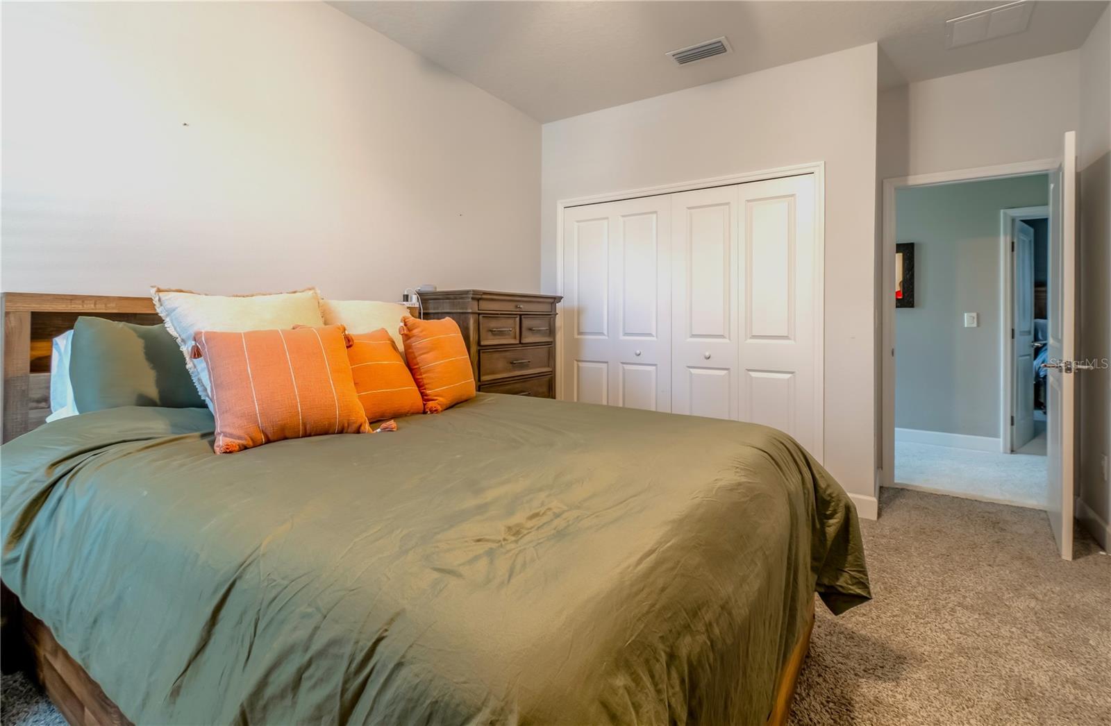 7507 N DARTMOUTH AVE, TAMPA, FL, 33604