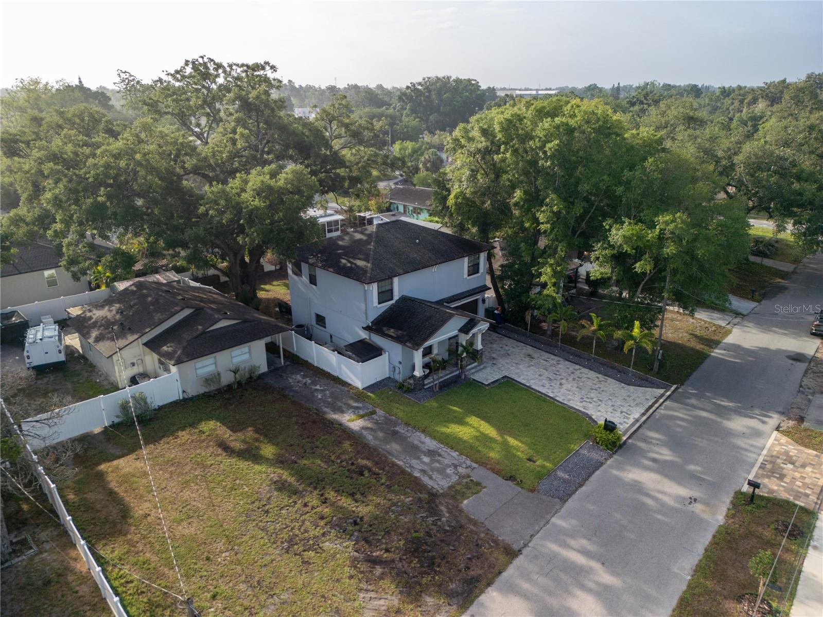 7507 N DARTMOUTH AVE, TAMPA, FL, 33604