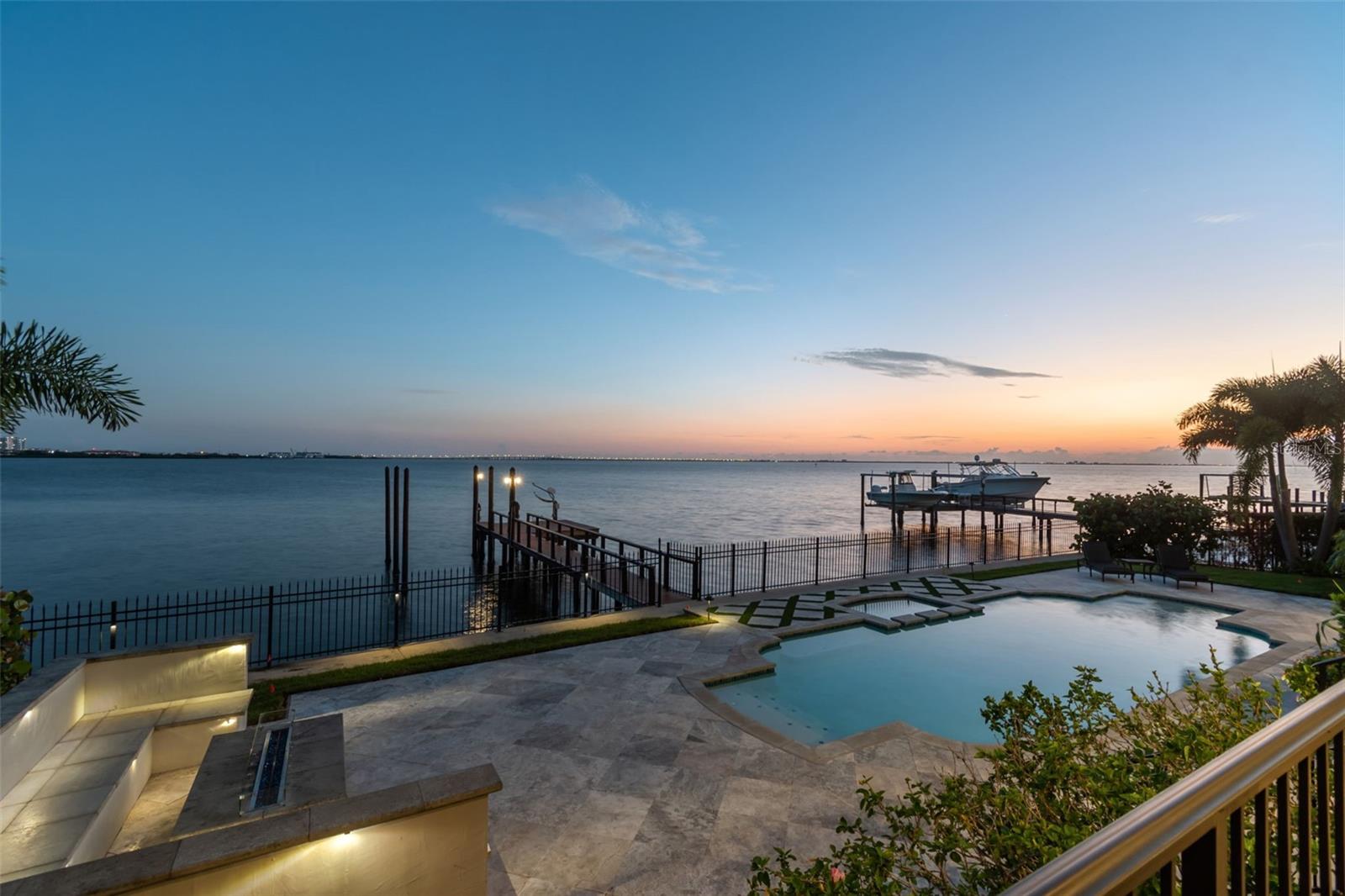 5120 W LONGFELLOW AVE, TAMPA, FL, 33629