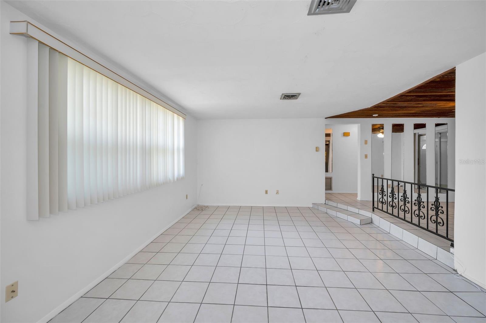 6136 11TH AVE, NEW PORT RICHEY, FL, 34653