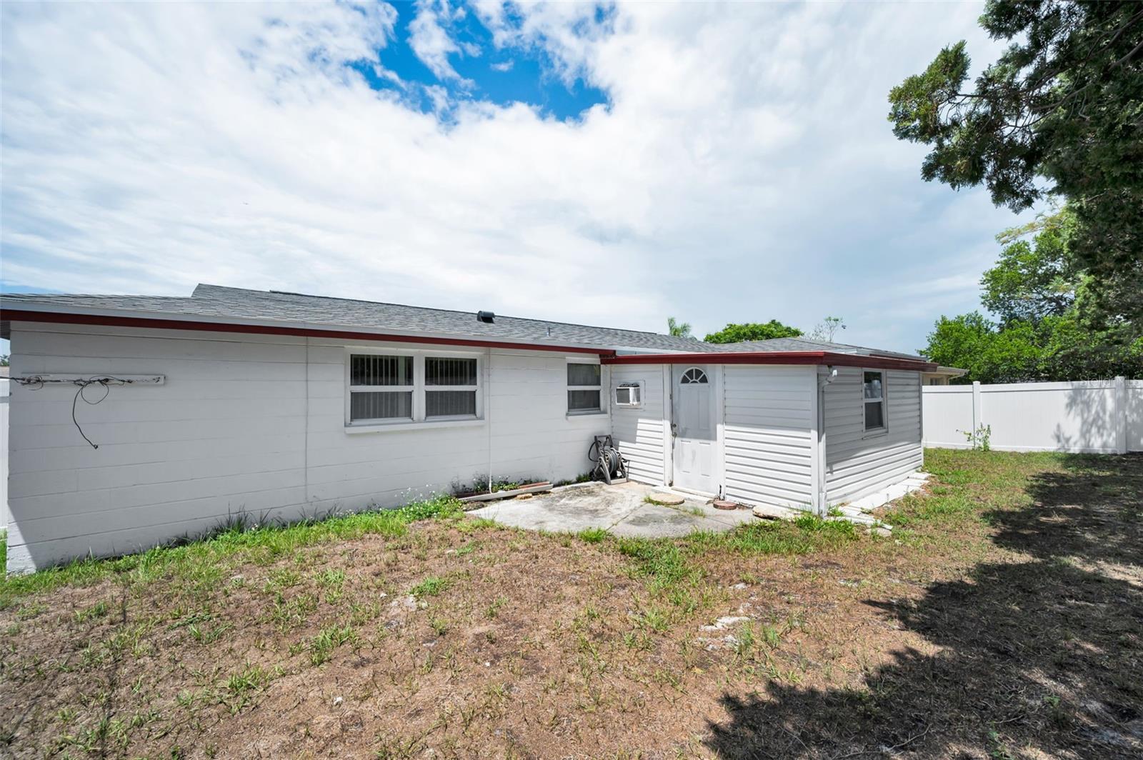 6136 11TH AVE, NEW PORT RICHEY, FL, 34653