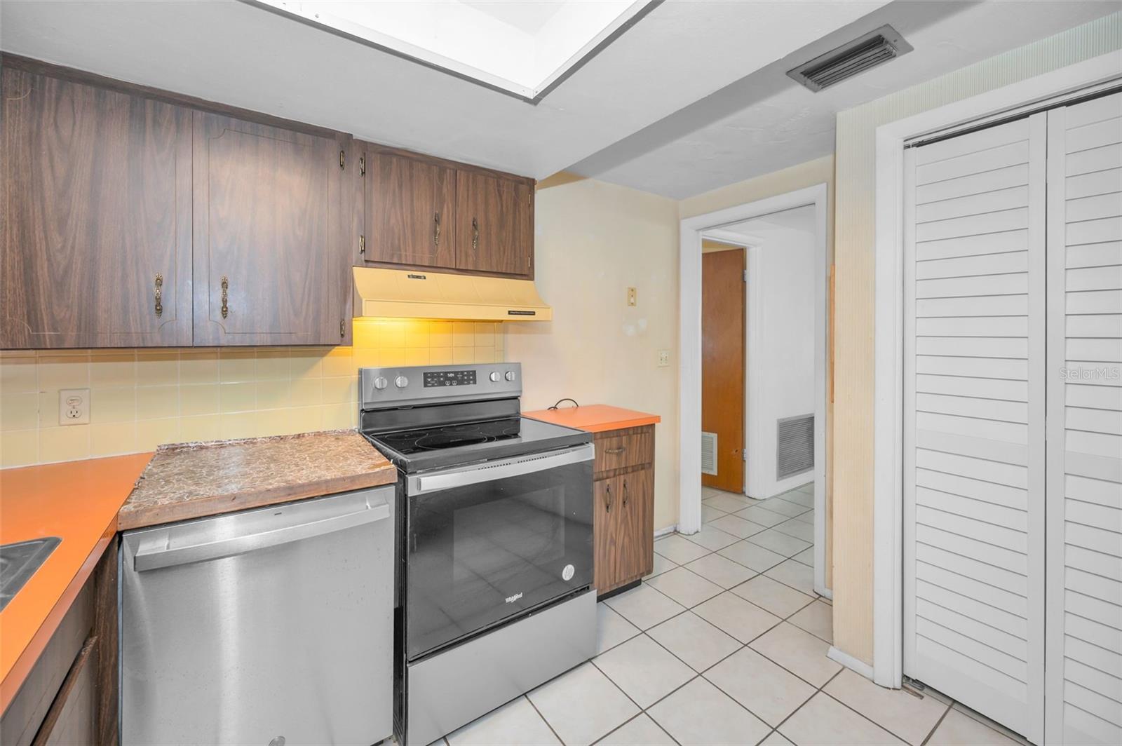 6136 11TH AVE, NEW PORT RICHEY, FL, 34653