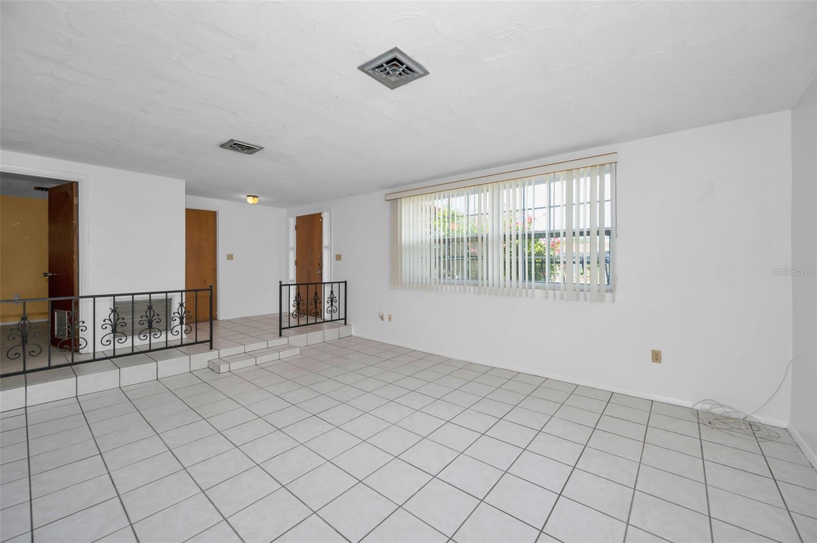 6136 11TH AVE, NEW PORT RICHEY, FL, 34653