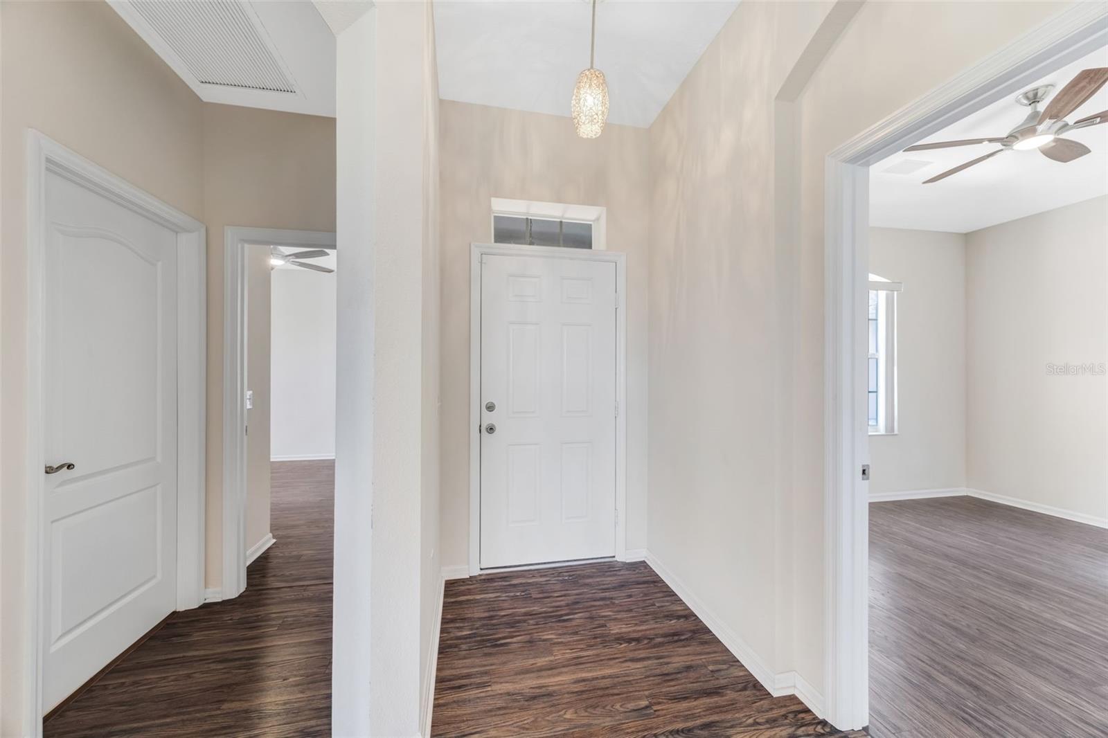 1149 EMERALD DUNES DR, SUN CITY CENTER, FL, 33573