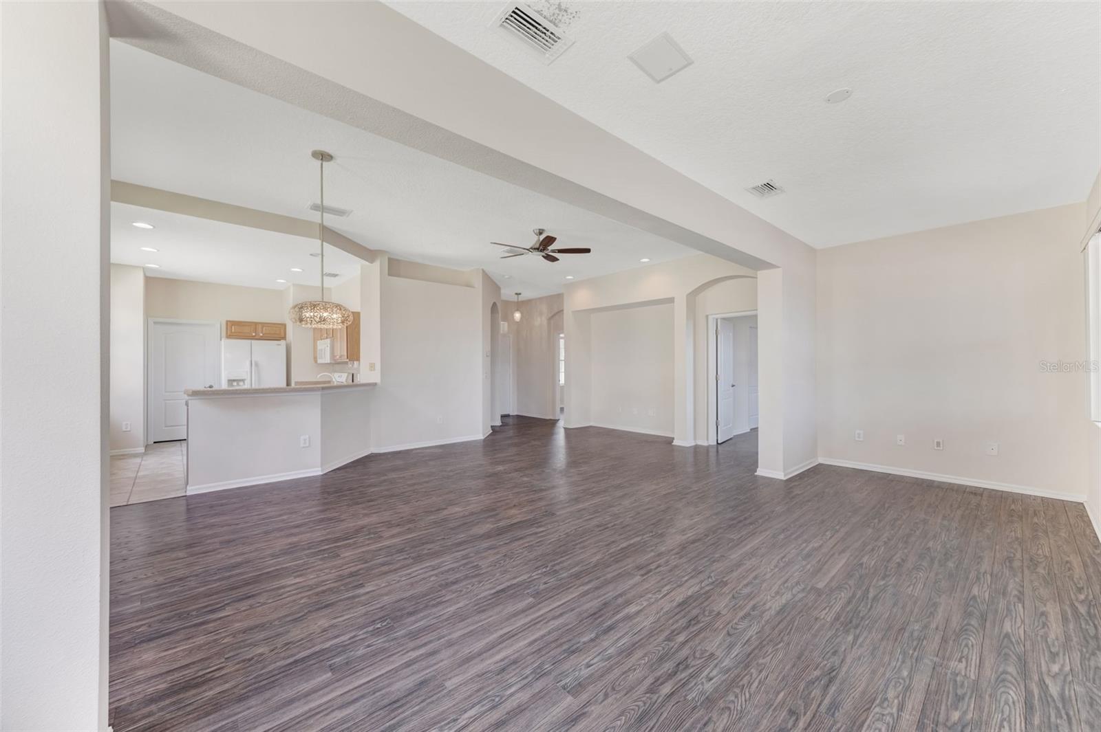 1149 EMERALD DUNES DR, SUN CITY CENTER, FL, 33573