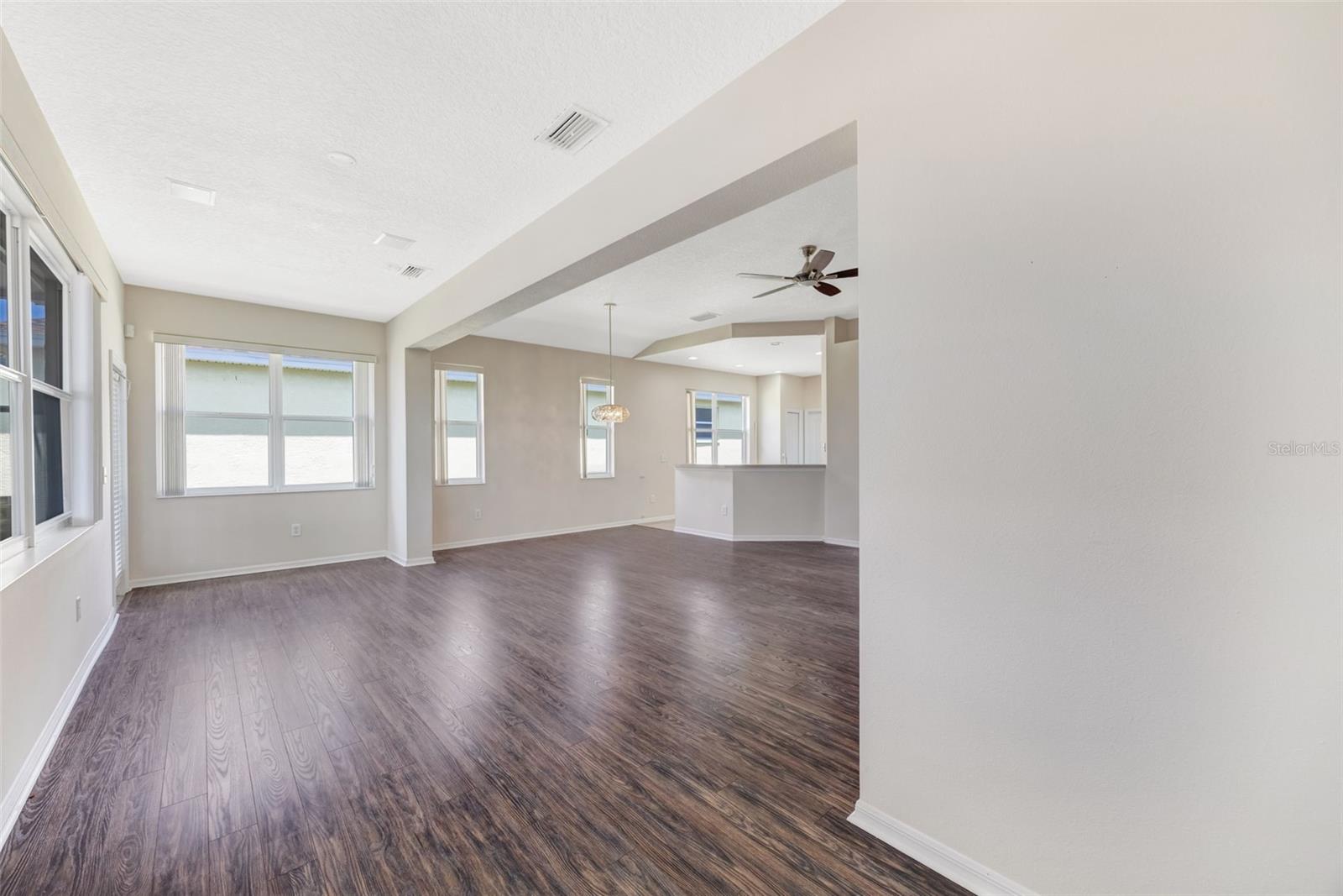 1149 EMERALD DUNES DR, SUN CITY CENTER, FL, 33573