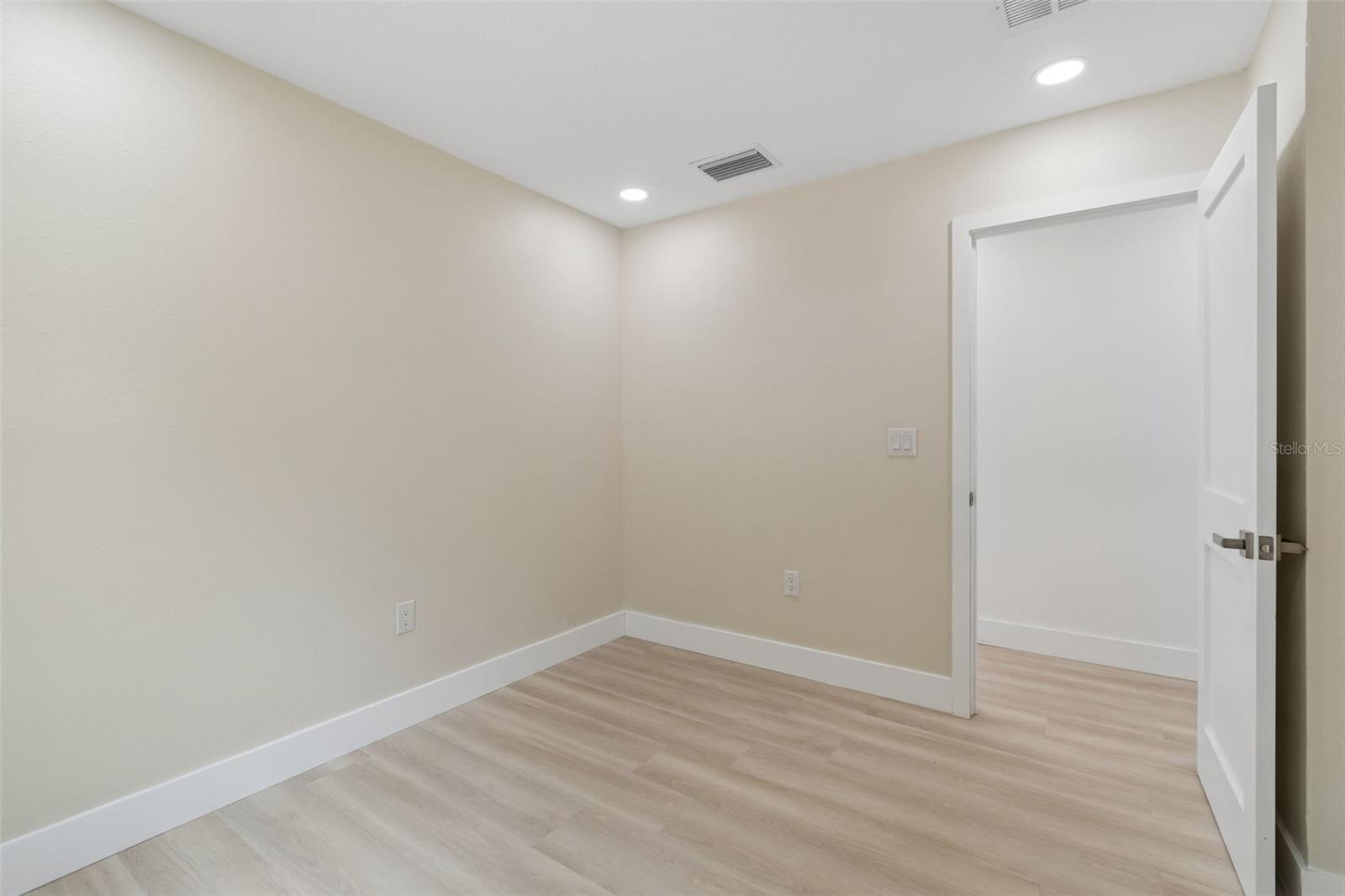 11006 N 61ST ST, TAMPA, FL, 33617