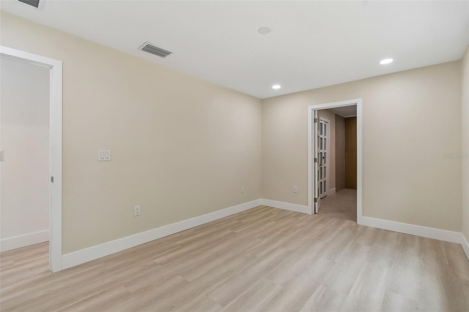 11006 N 61ST ST, TAMPA, FL, 33617