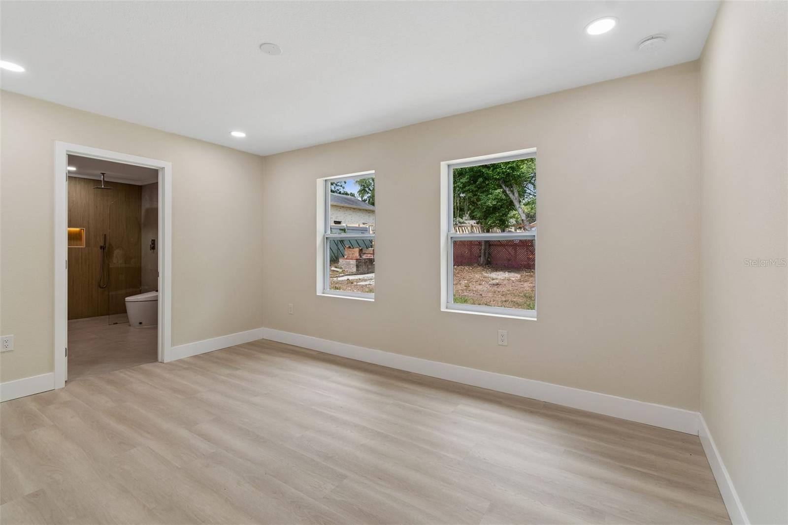 11006 N 61ST ST, TAMPA, FL, 33617