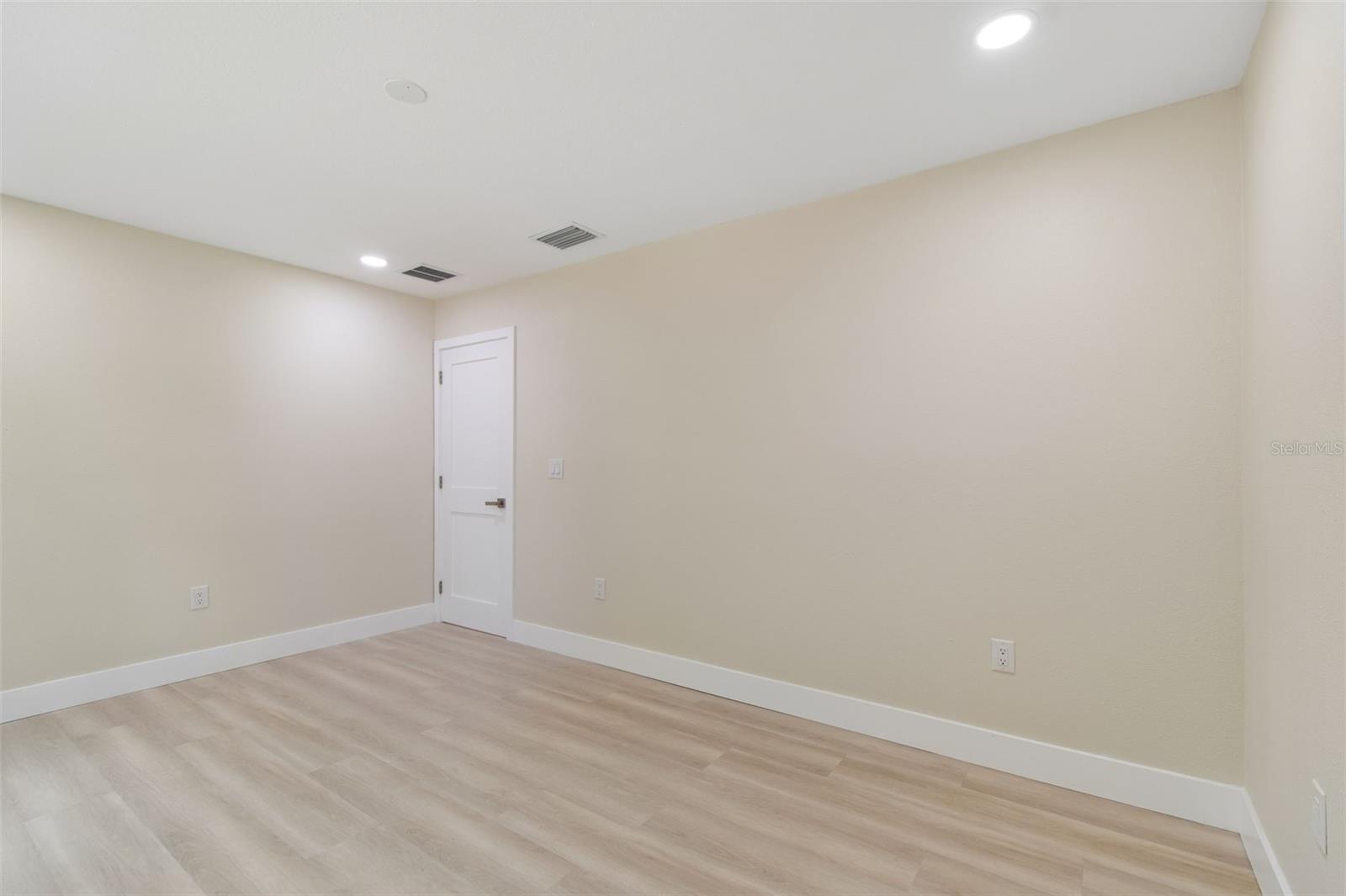 11006 N 61ST ST, TAMPA, FL, 33617