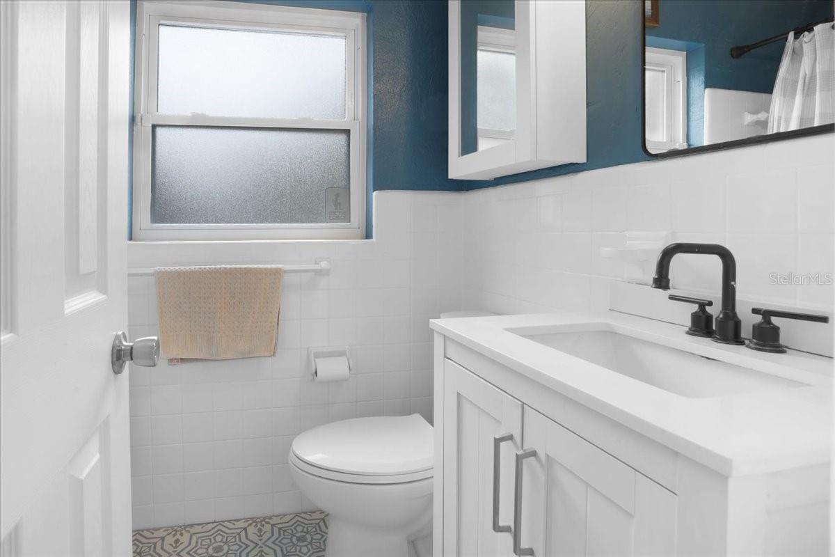 1032 NE 19TH PL, GAINESVILLE, FL, 32609