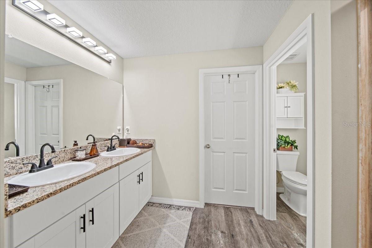 5543 ARLINGTON RIVER DR, LAKELAND, FL, 33811