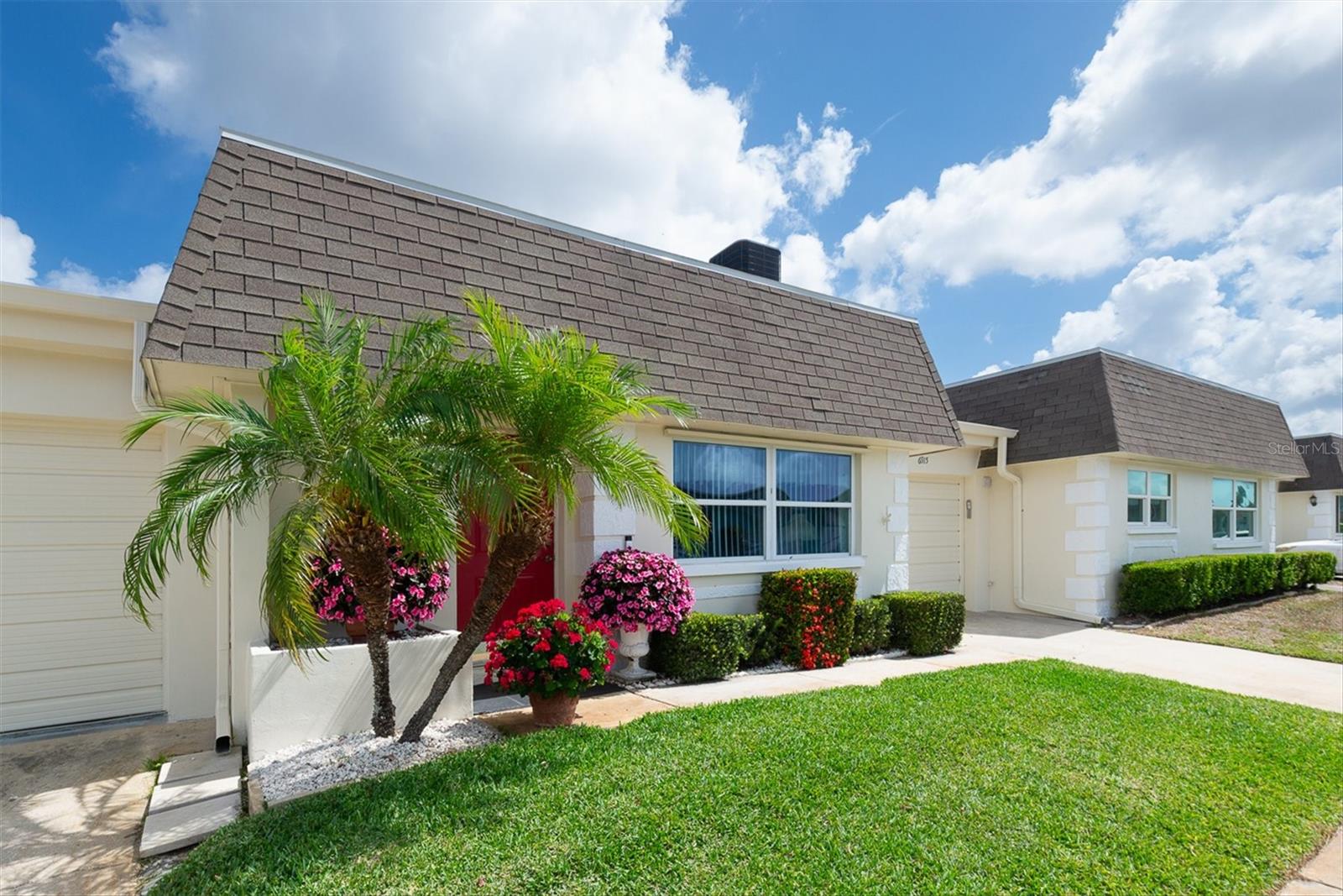 6915 VERSAILLES N, PINELLAS PARK, FL, 33781