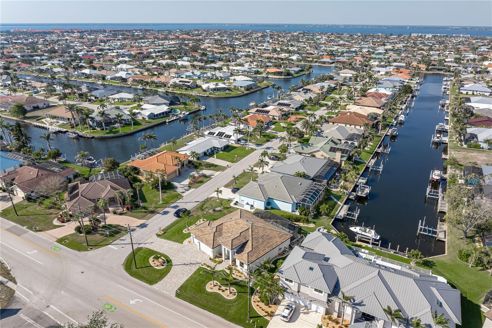 1880 AQUI ESTA DR, PUNTA GORDA, FL, 33950