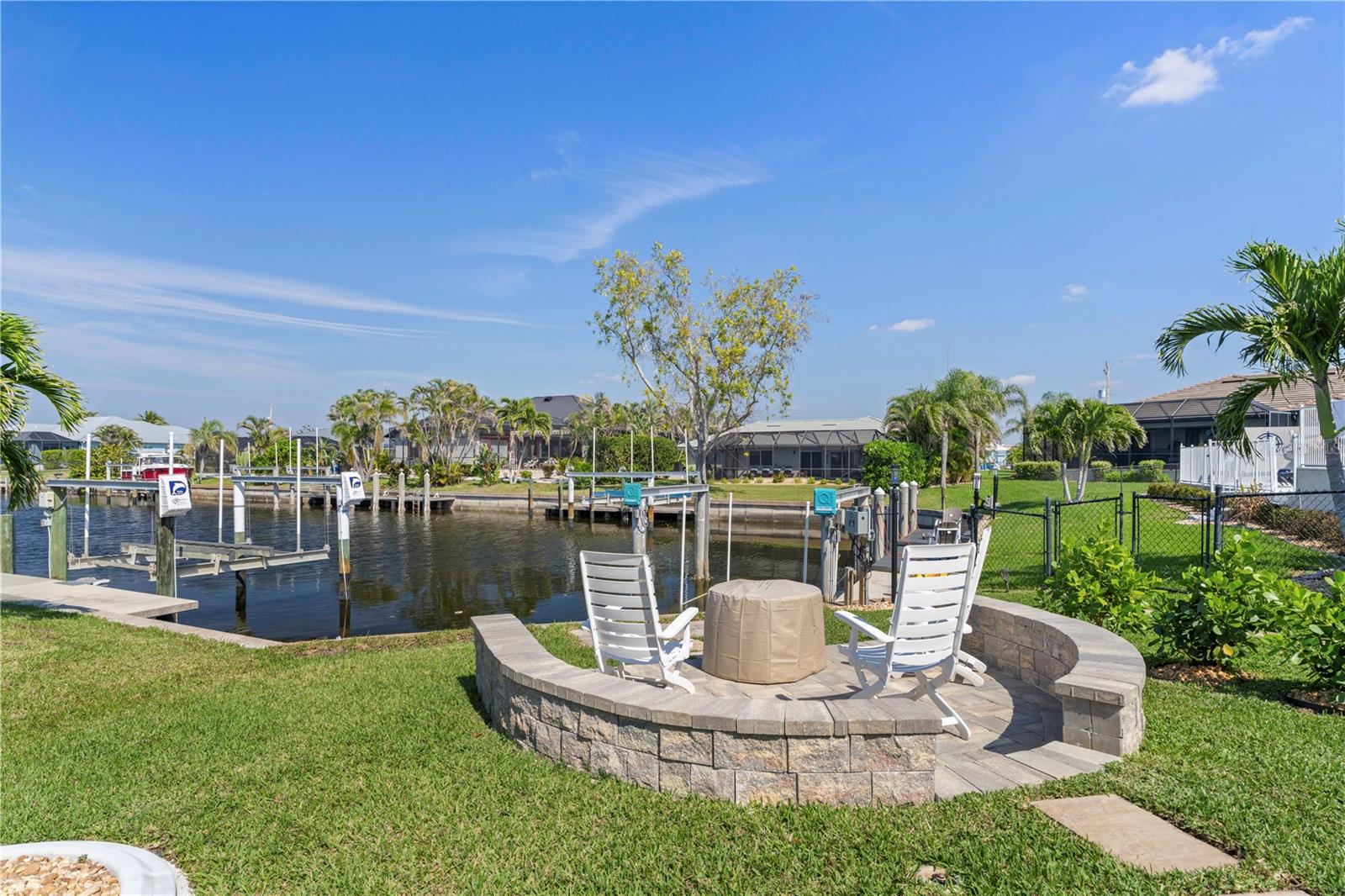 1880 AQUI ESTA DR, PUNTA GORDA, FL, 33950