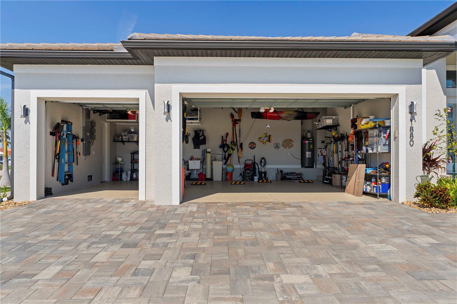 1880 AQUI ESTA DR, PUNTA GORDA, FL, 33950