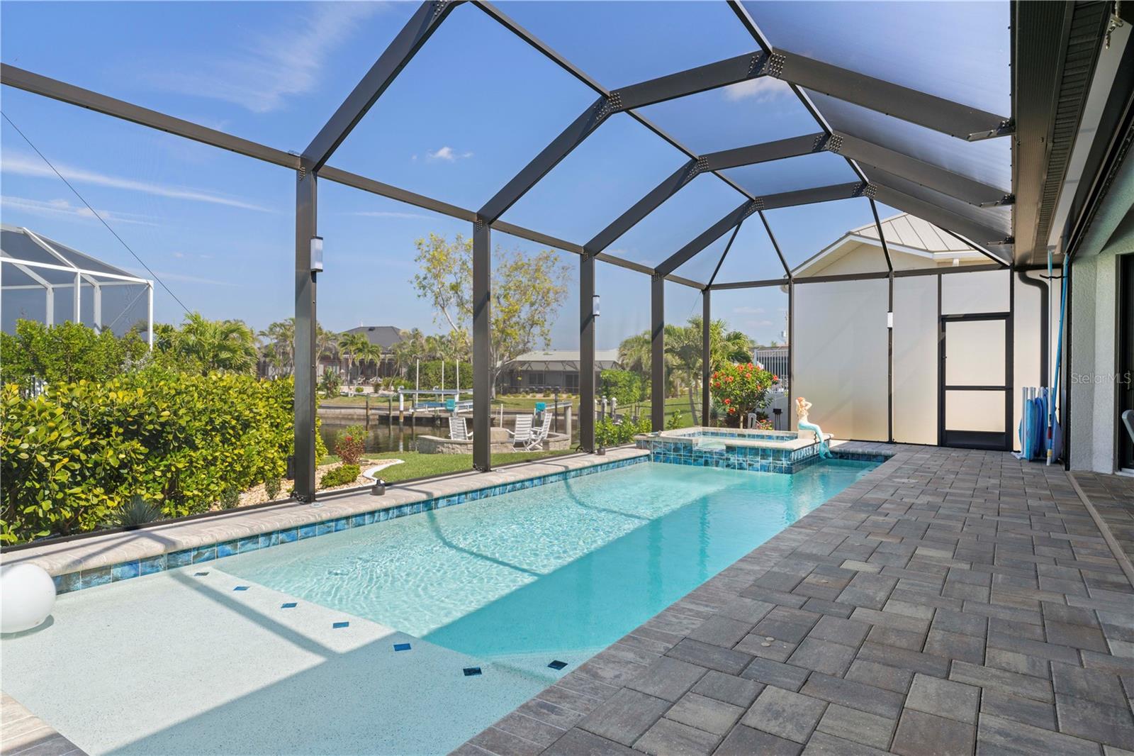 1880 AQUI ESTA DR, PUNTA GORDA, FL, 33950