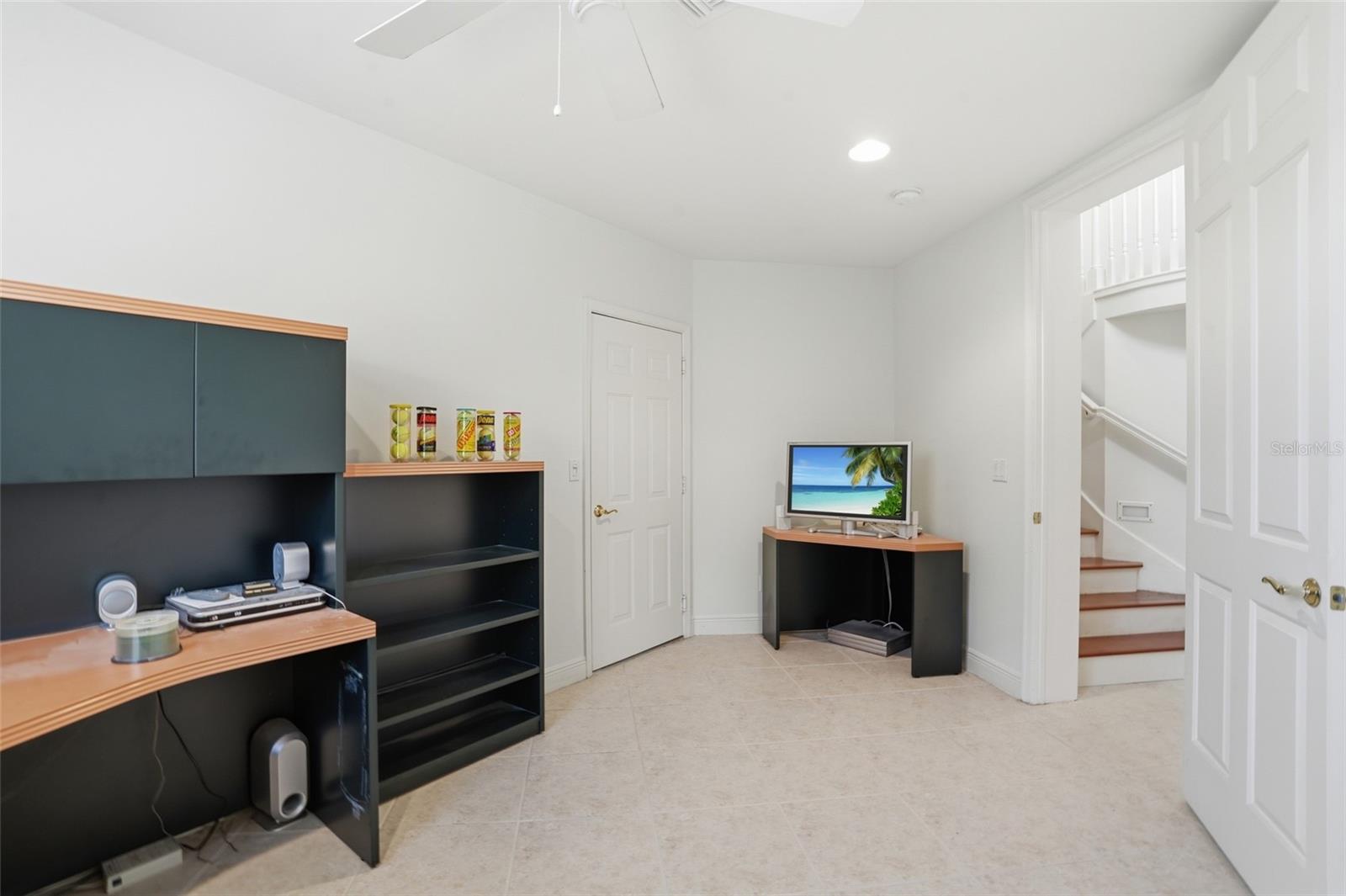 5957 TARPON GARDENS CIR #202, CAPE CORAL, FL, 33914