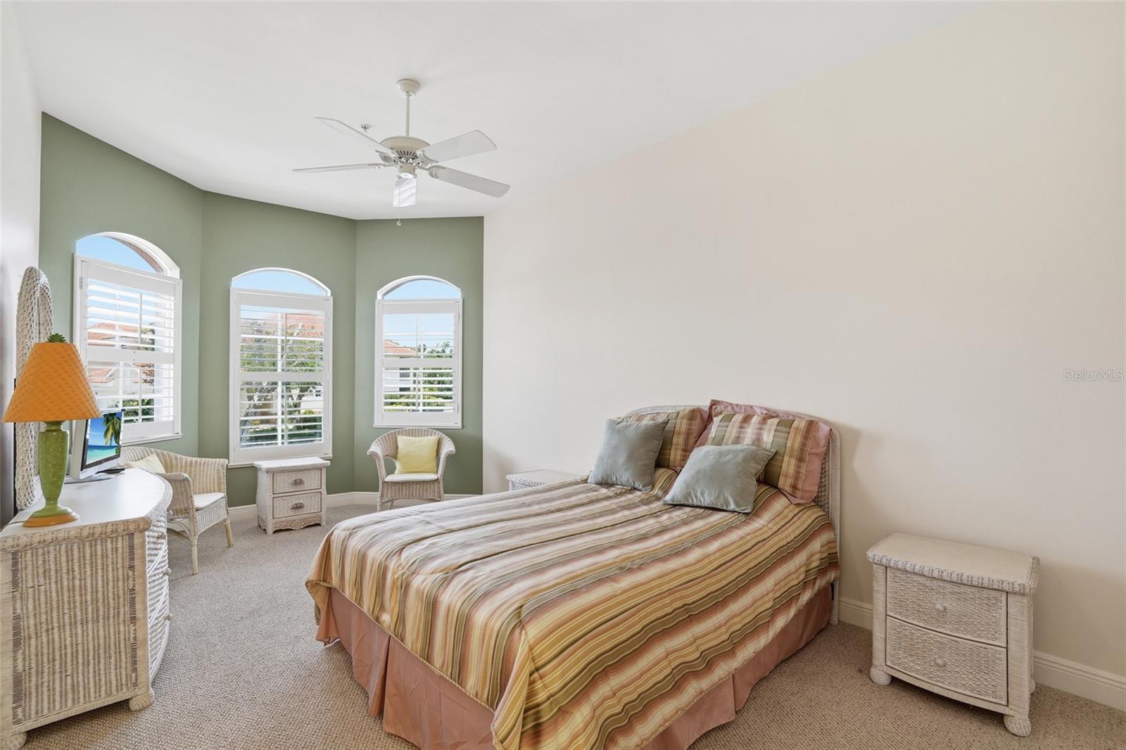 5957 TARPON GARDENS CIR #202, CAPE CORAL, FL, 33914