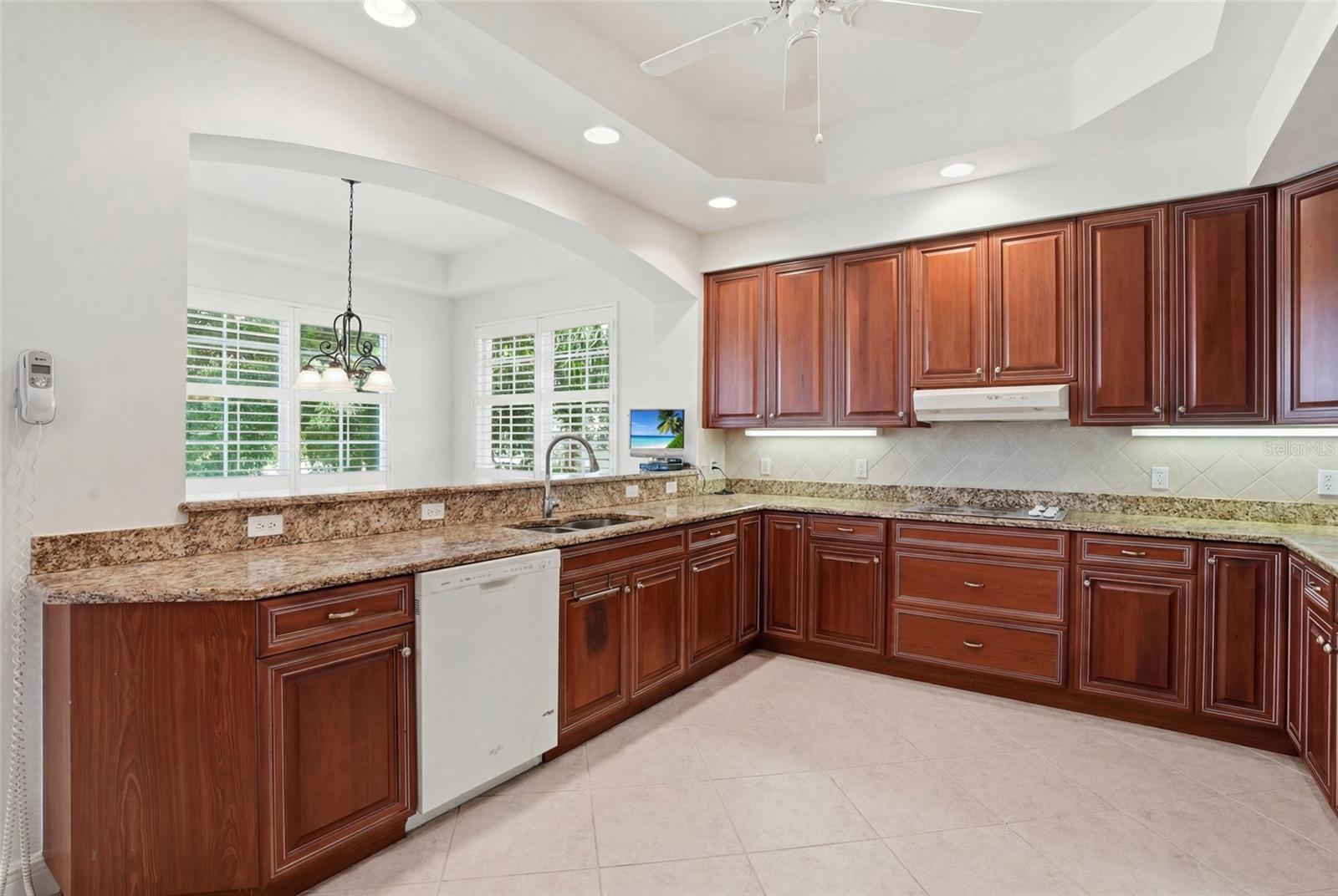 5957 TARPON GARDENS CIR #202, CAPE CORAL, FL, 33914