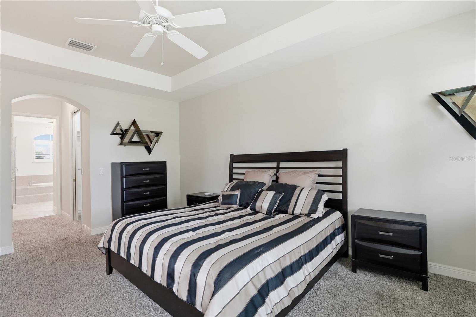 5957 TARPON GARDENS CIR #202, CAPE CORAL, FL, 33914