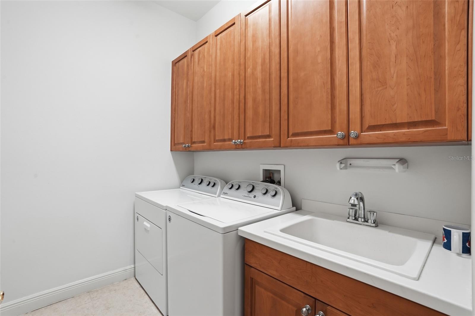 5957 TARPON GARDENS CIR #202, CAPE CORAL, FL, 33914