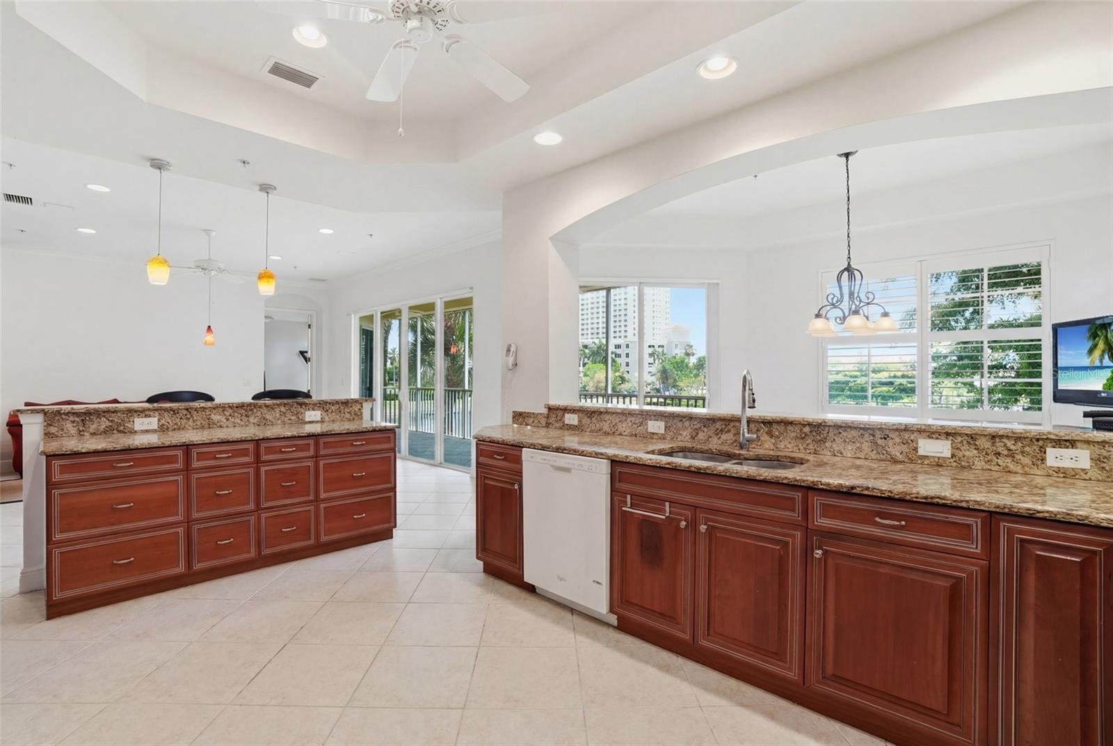 5957 TARPON GARDENS CIR #202, CAPE CORAL, FL, 33914