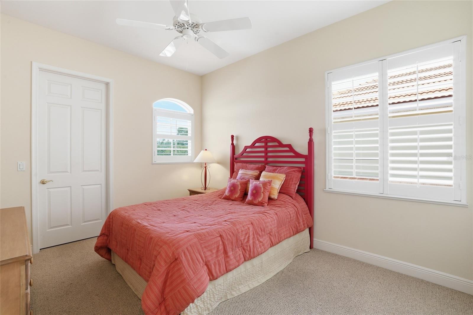 5957 TARPON GARDENS CIR #202, CAPE CORAL, FL, 33914