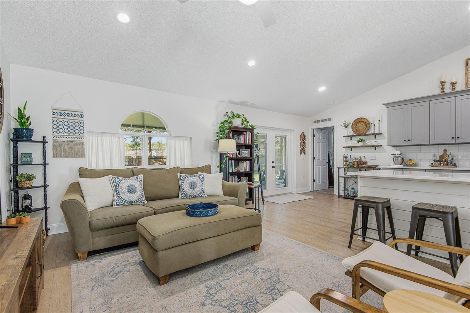 11 PORT ROYAL DR, PALM COAST, FL, 32164