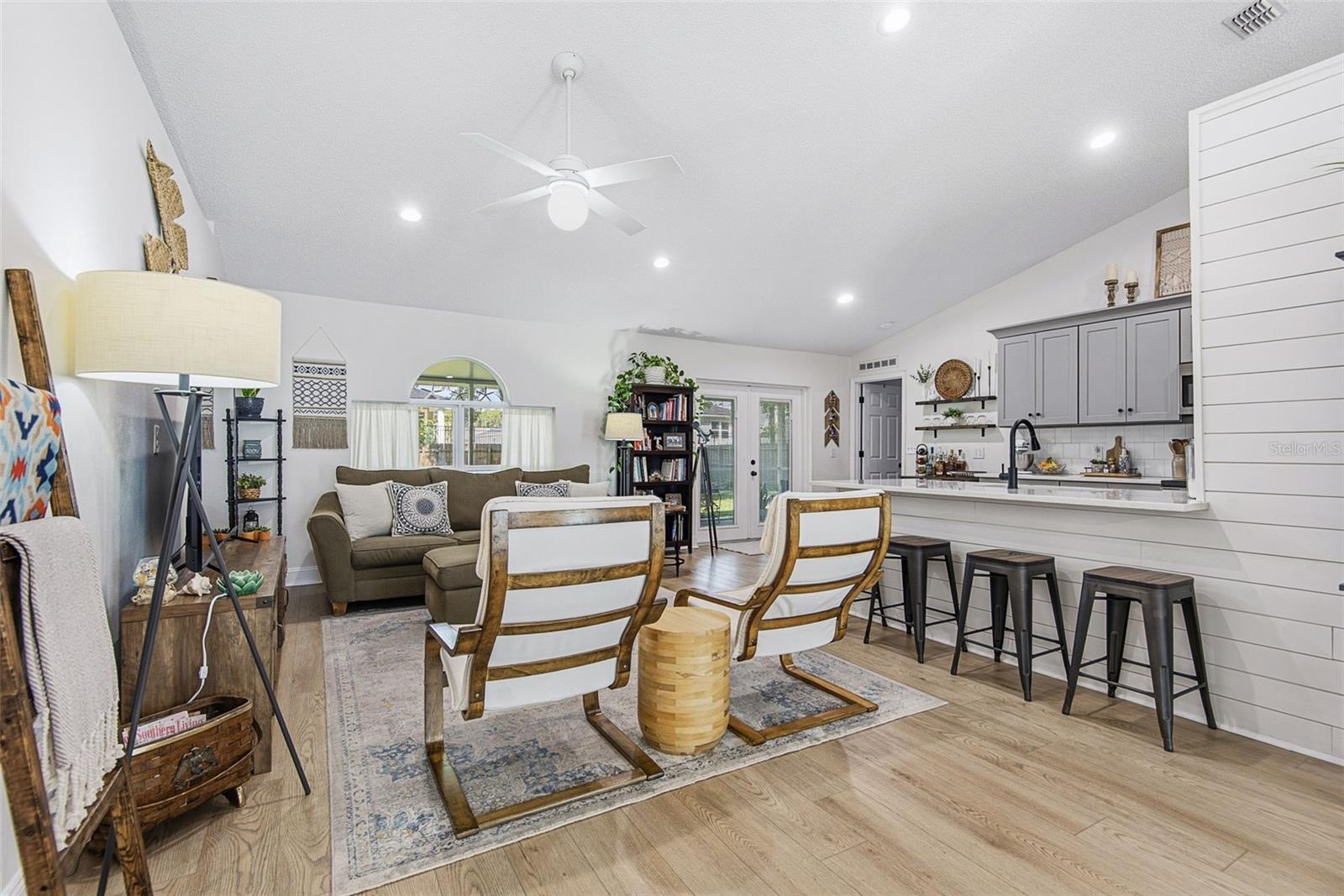 11 PORT ROYAL DR, PALM COAST, FL, 32164