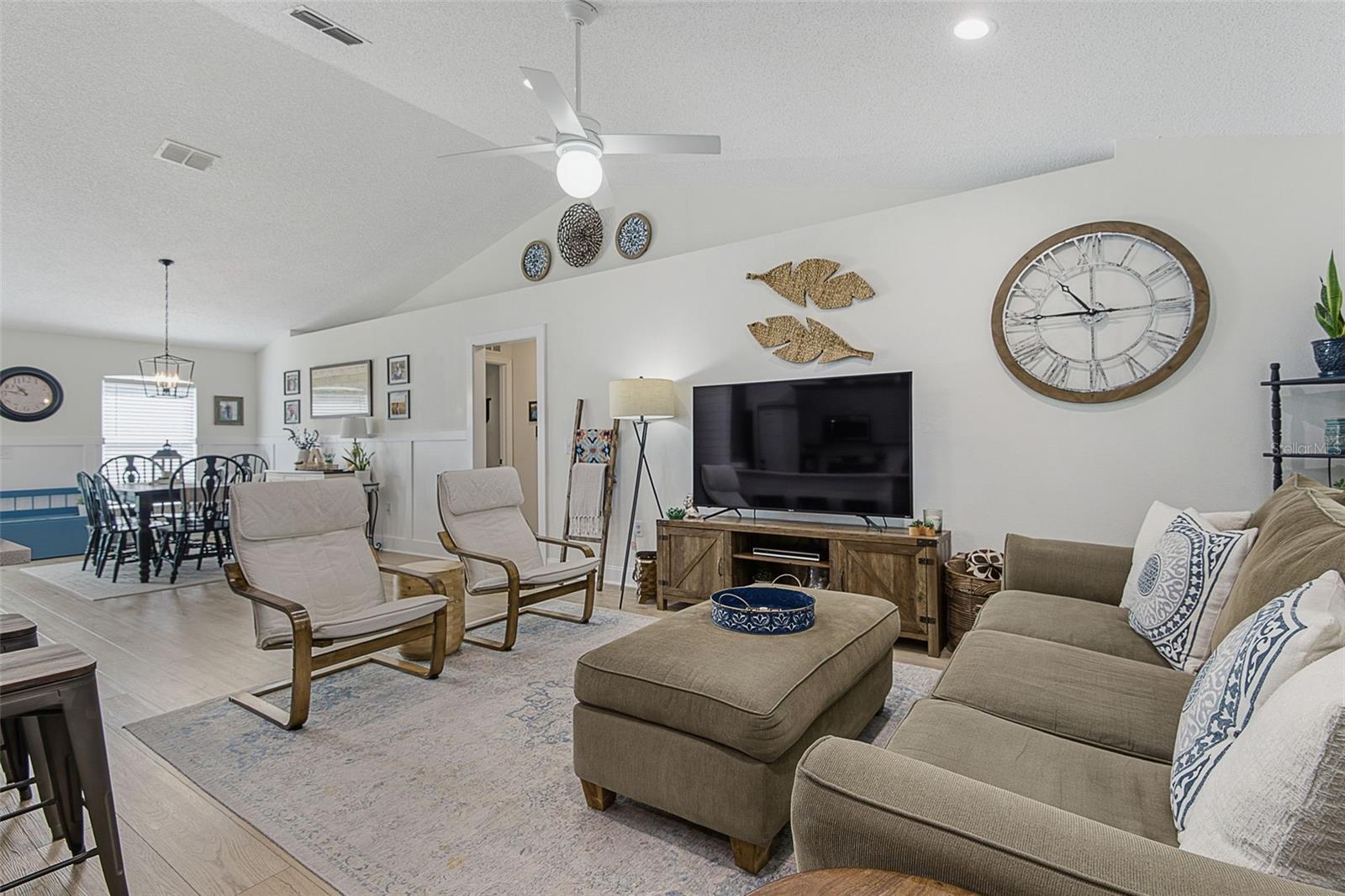 11 PORT ROYAL DR, PALM COAST, FL, 32164