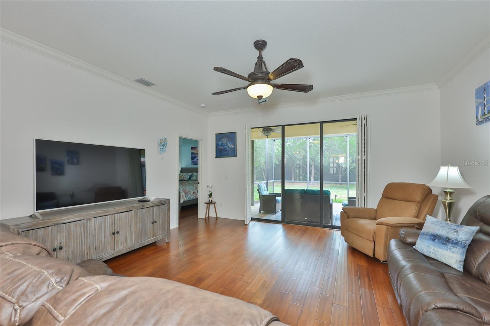 147 SILVER FALLS DR, APOLLO BEACH, FL, 33572