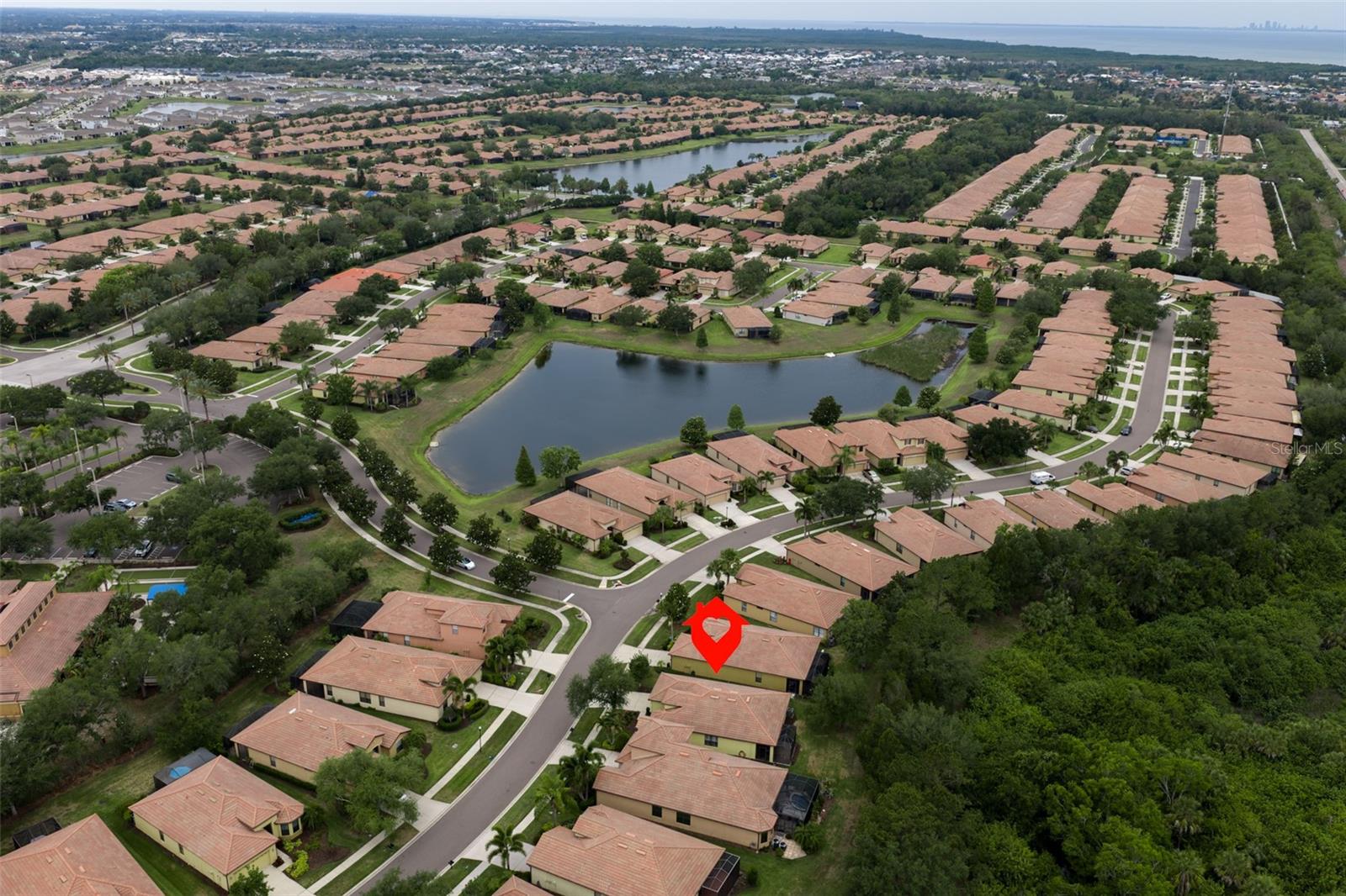147 SILVER FALLS DR, APOLLO BEACH, FL, 33572