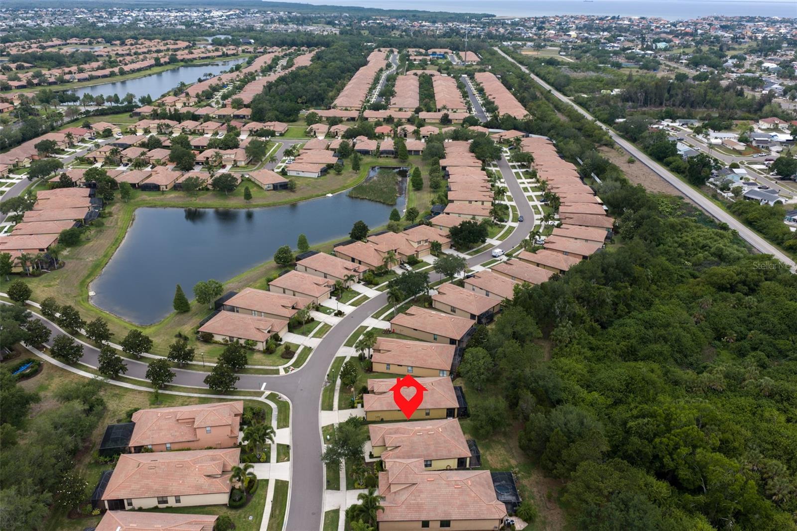 147 SILVER FALLS DR, APOLLO BEACH, FL, 33572
