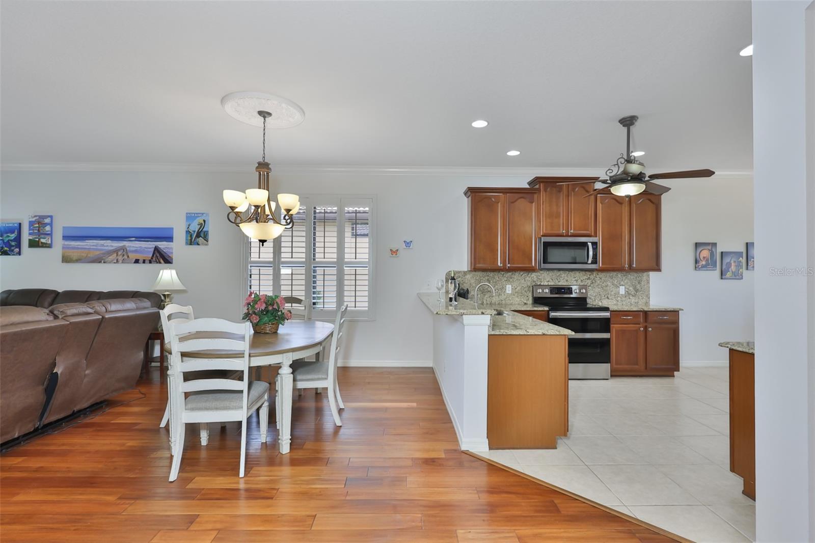 147 SILVER FALLS DR, APOLLO BEACH, FL, 33572