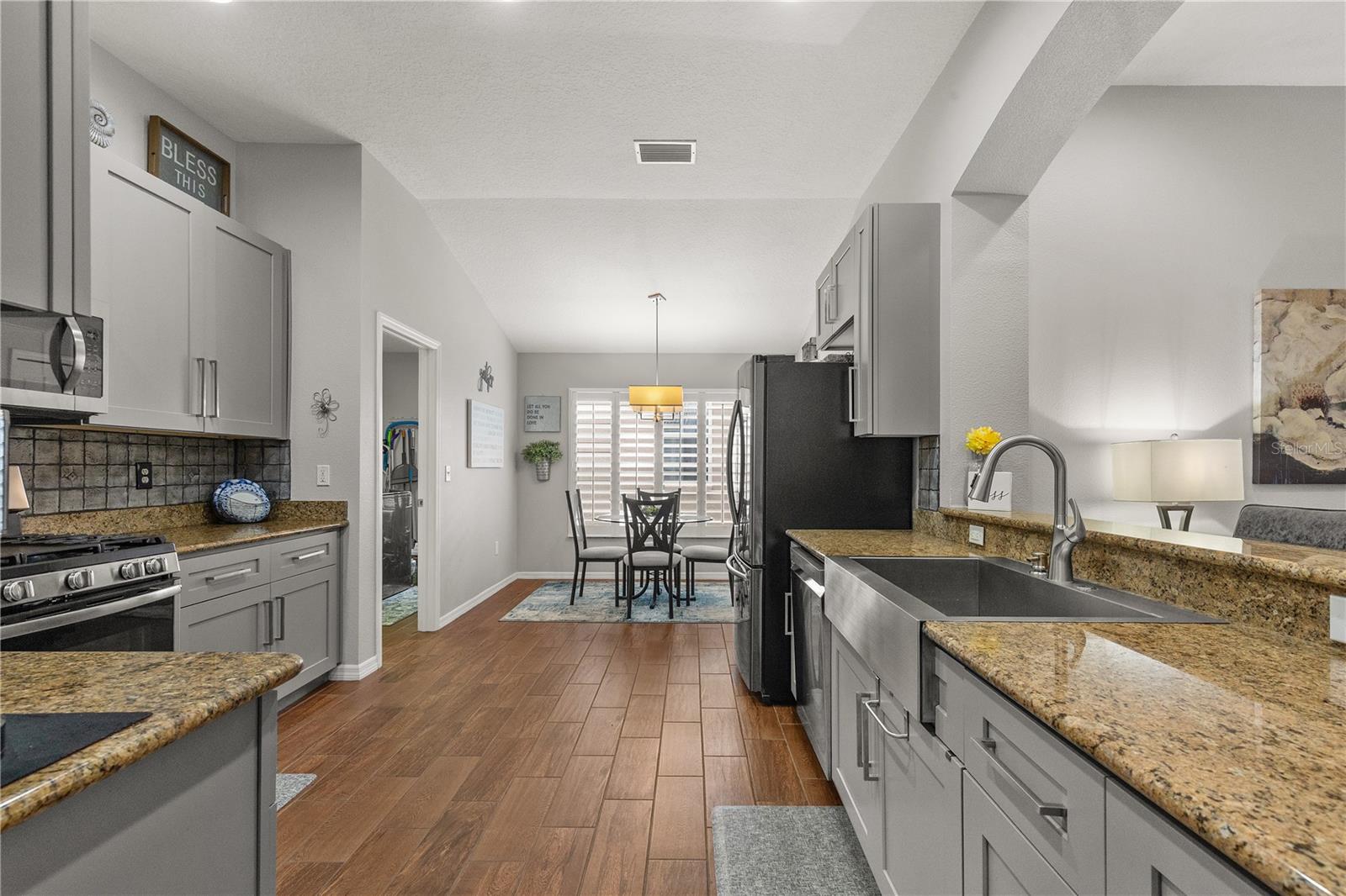 1807 LEYBOURNE LOOP, WESLEY CHAPEL, FL, 33543