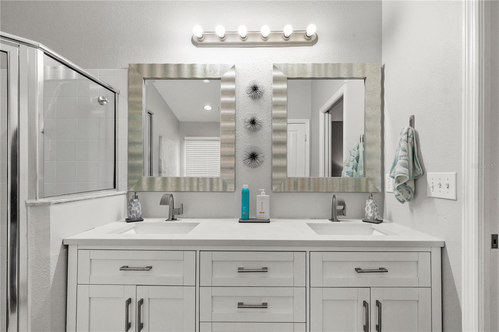 1807 LEYBOURNE LOOP, WESLEY CHAPEL, FL, 33543