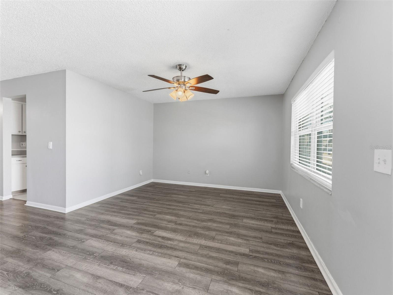 9109 W HILLSBOROUGH AVE #J107, TAMPA, FL, 33615