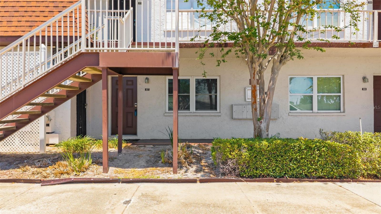 9109 W HILLSBOROUGH AVE #J107, TAMPA, FL, 33615