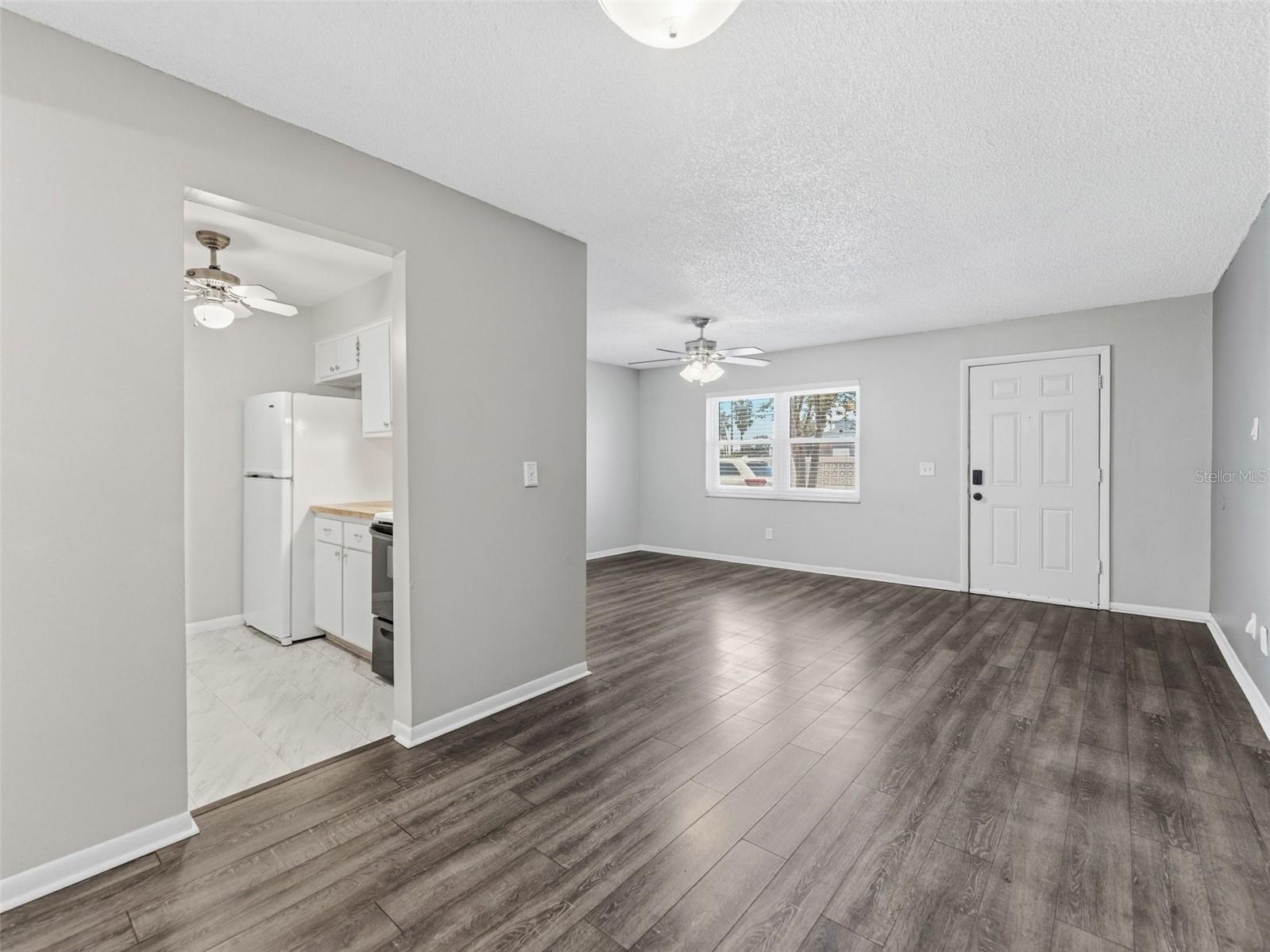 9109 W HILLSBOROUGH AVE #J107, TAMPA, FL, 33615