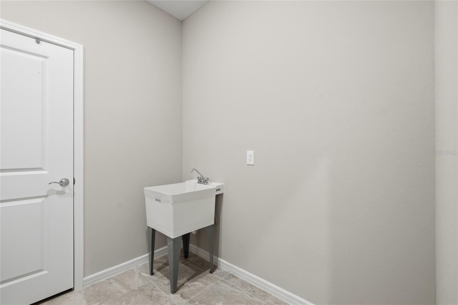 2710 SERENITY GARDEN DR, KISSIMMEE, FL, 34744